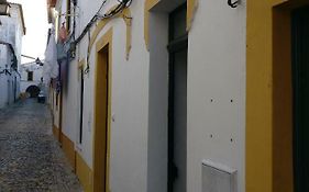 Casas do Megué